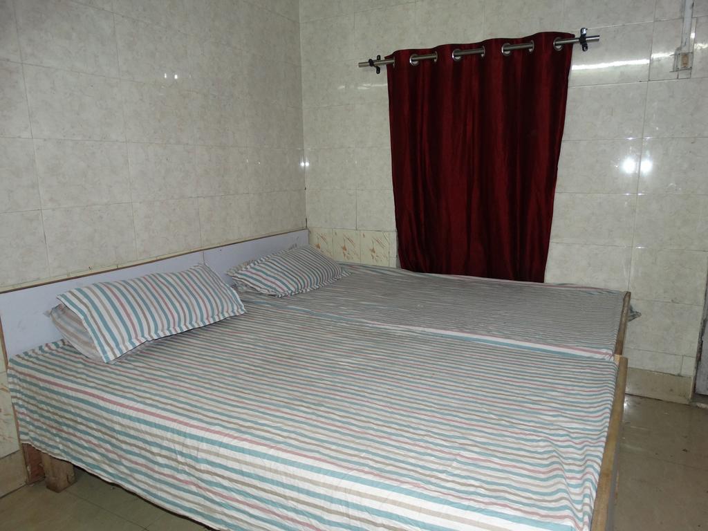 Goldy Guest House Varanasi Exterior foto