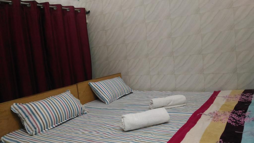 Goldy Guest House Varanasi Exterior foto